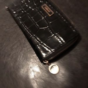 DKNY Wallet